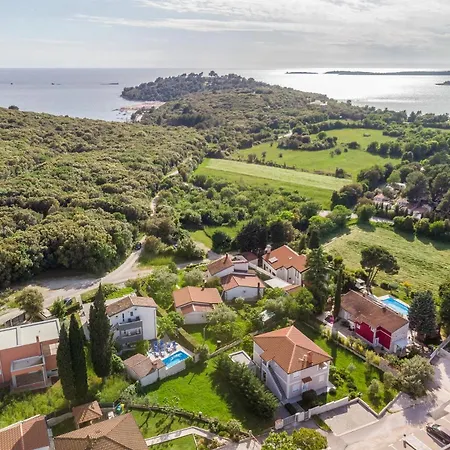 Holiday home Nature & Sea With Pool